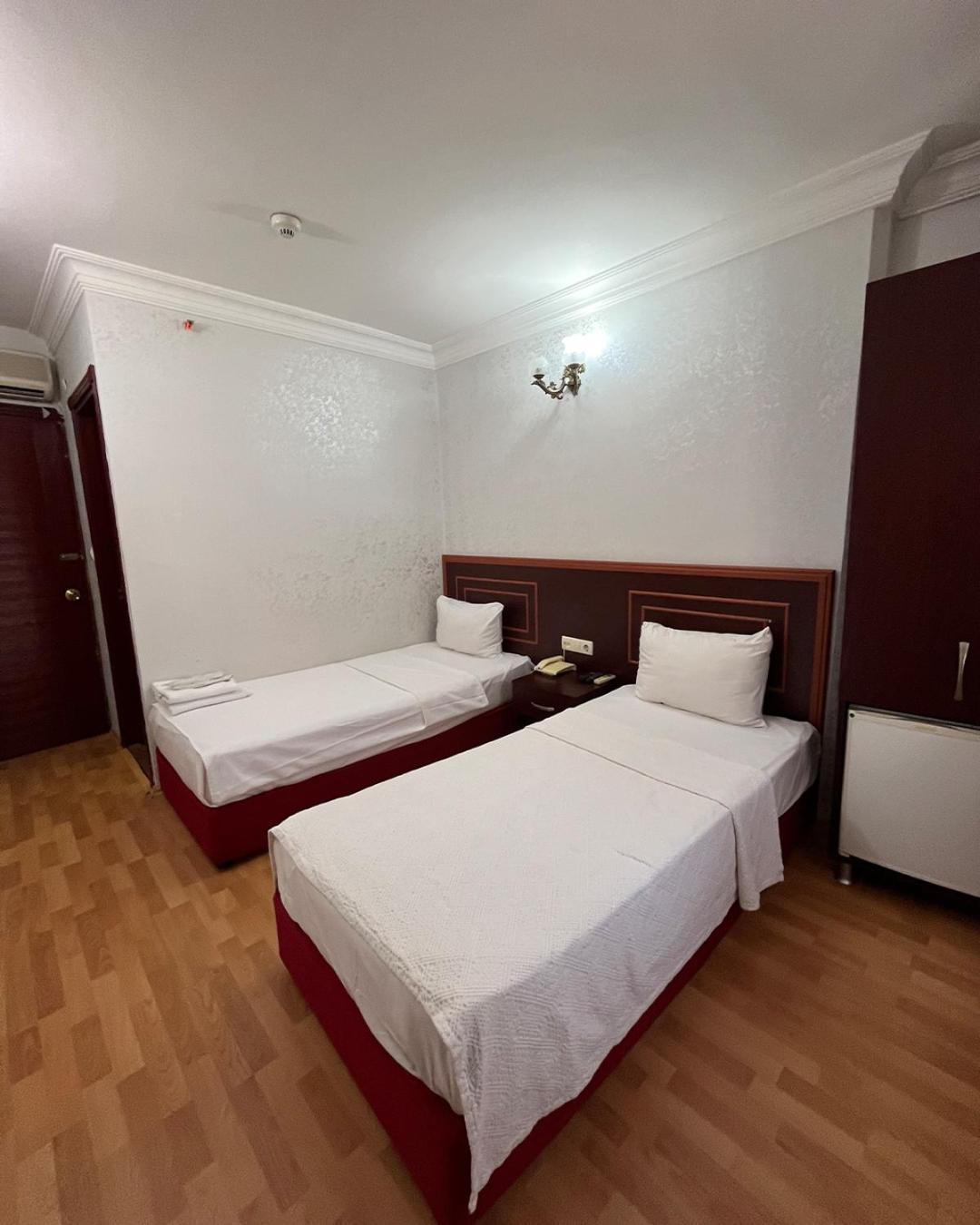 Red White Hotel イスタンブール エクステリア 写真