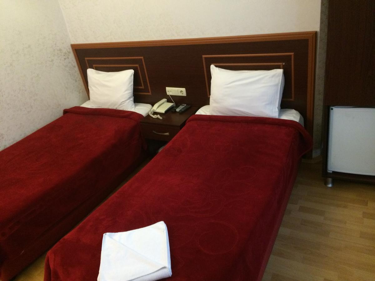 Red White Hotel イスタンブール エクステリア 写真